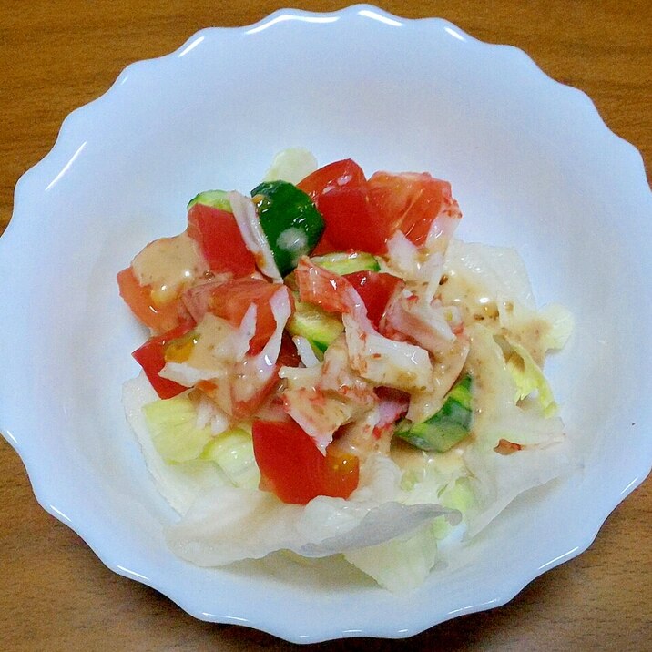 ★簡単・節約★カニかまでちょっと豪華！野菜サラダ